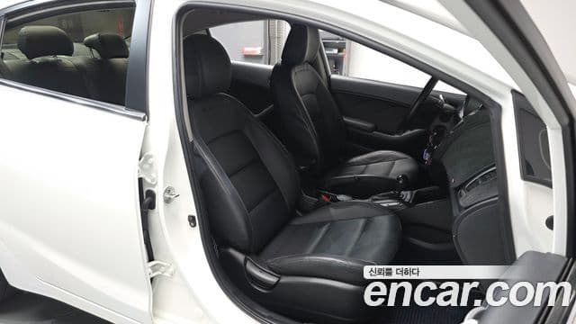 Kia K3 Luxury, 2013 12