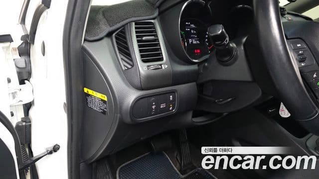 Kia K3 Luxury, 2013 14