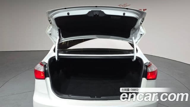 Kia K3 Luxury, 2013 20