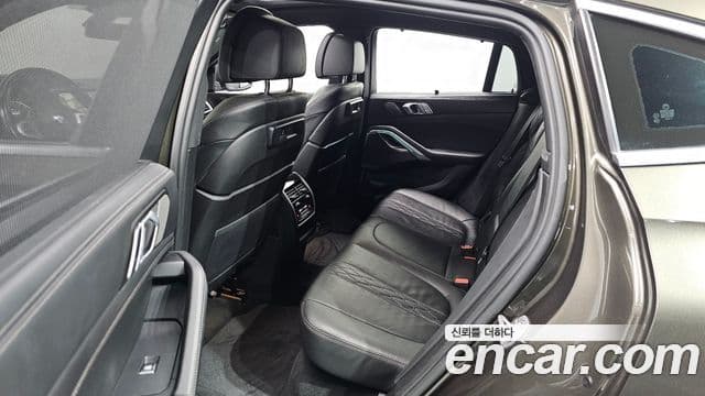 BMW X6 (G06) xDrive40i M Sport, 2023 16