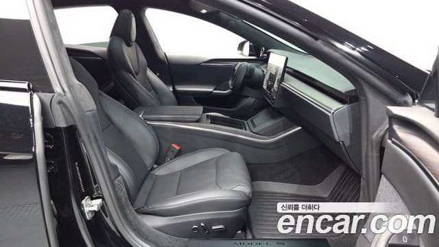 Tesla модель S, 2023 10