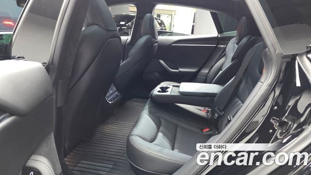 Tesla модель S, 2023 12