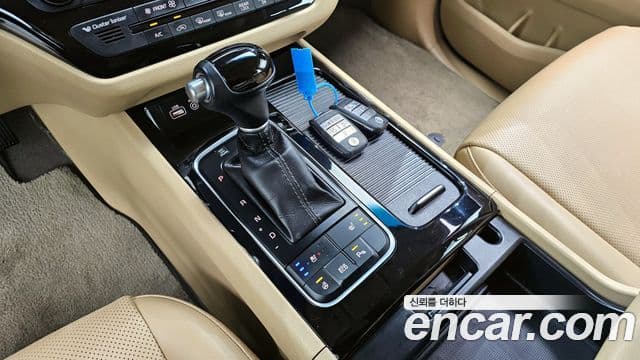 Kia All New Carnival Prestige, 2015 9