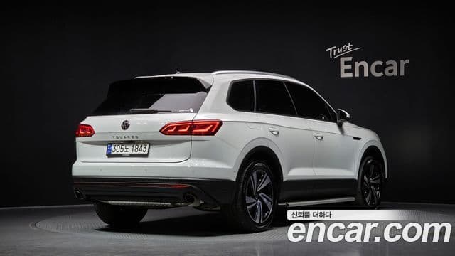 Volkswagen Touareg 3세대 Premium, 2023 2