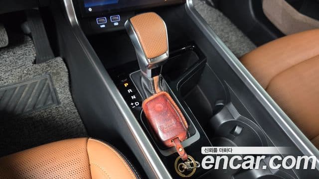 KG모빌리티(SsangYong) Torres T7, 2023 9