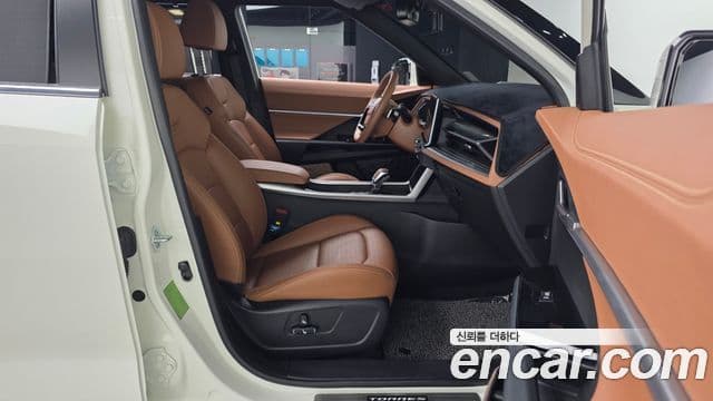 KG모빌리티(SsangYong) Torres T7, 2023 11