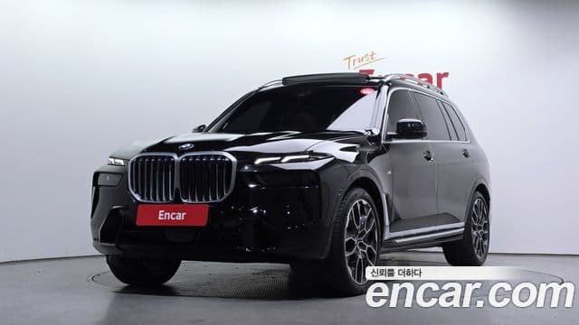 BMW X7 (G07) xDrive 40i M Sport 6인승, 2025 1