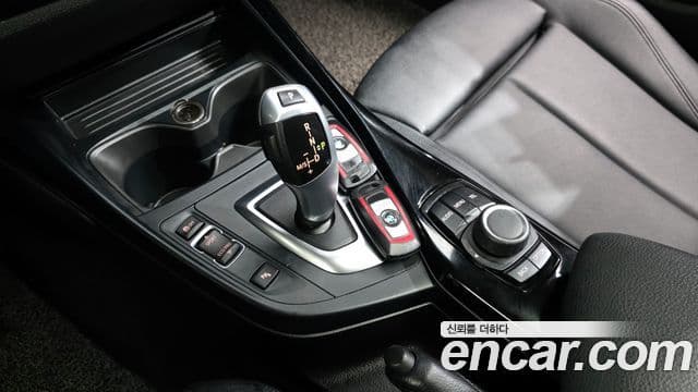 BMW 1시리즈 (F20) 118d Sport 5도어, 2016 9