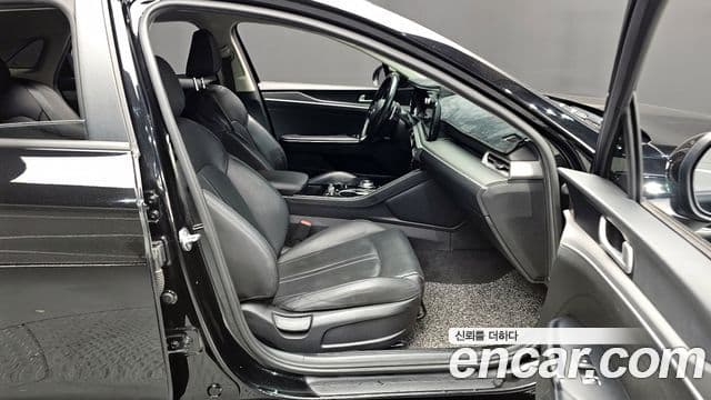 Kia K5 3세대 Prestige, 2020 11