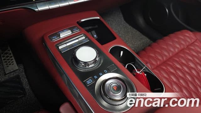 Genesis GV70, 2023 9