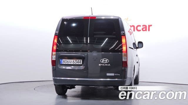 Hyundai Staria Modern, 2025 4