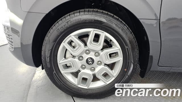 Hyundai Staria Modern, 2025 все фото