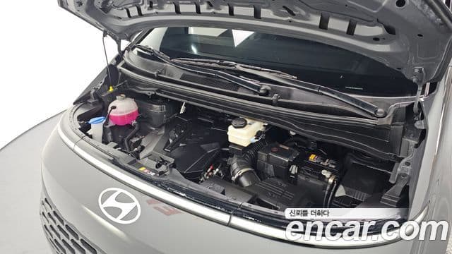 Hyundai Staria Modern, 2025 6