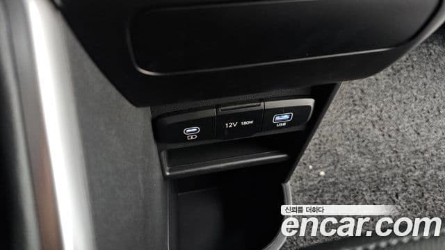 Hyundai Staria Modern, 2025 18