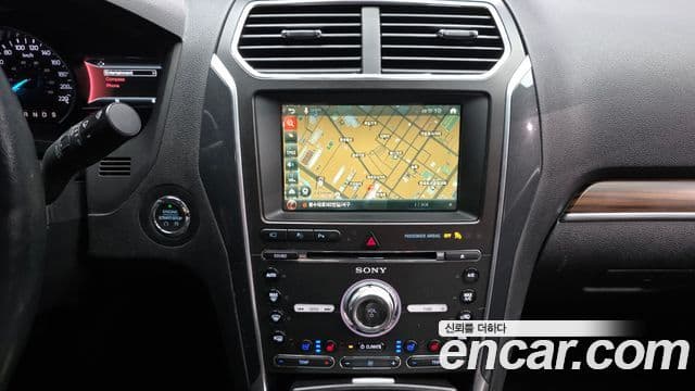 Ford Explorer 5세대, 2017 14