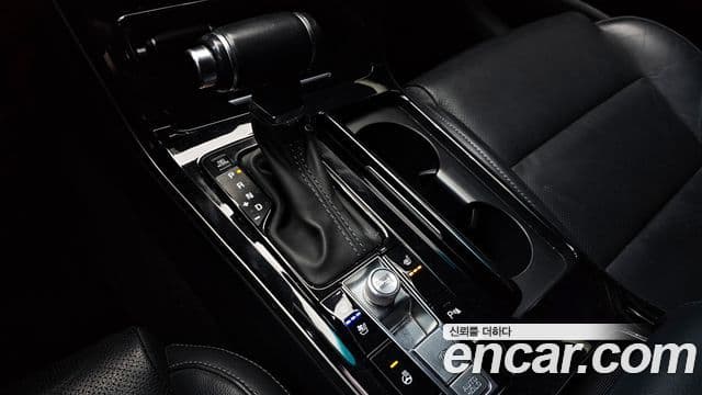 Kia K7 Premier 3.0 LPI Trendy(арендный автомобиль), 2020 9