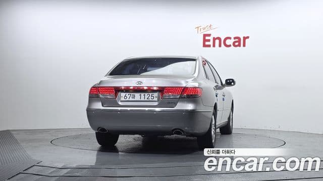 Hyundai Grandeur New Luxury LPI Q270 для людей с инвалидностью, 2010 4