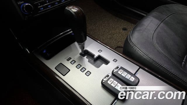 Hyundai Grandeur New Luxury LPI Q270 для людей с инвалидностью, 2010 9