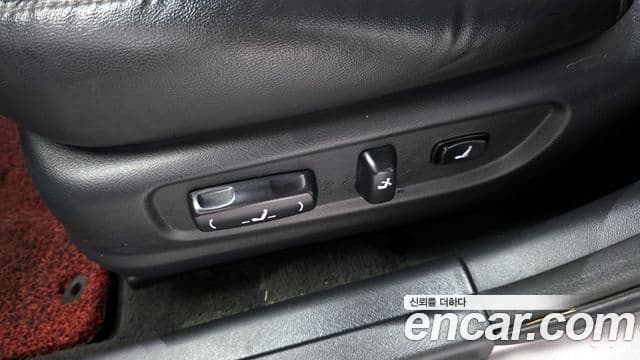 Hyundai Grandeur New Luxury LPI Q270 для людей с инвалидностью, 2010 16