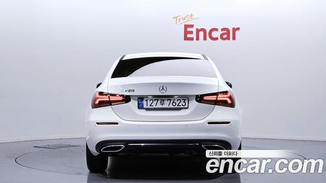 Mercedes-Benz A-класс W177 A220 седан, 2022 4