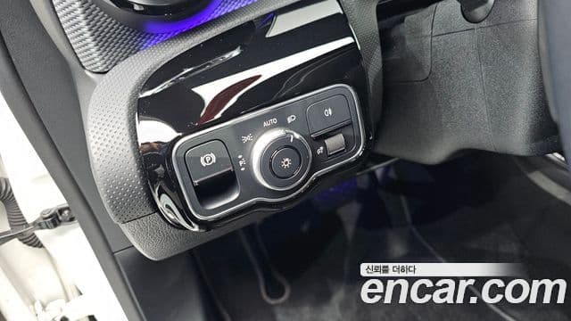 Mercedes-Benz A-класс W177 A220 седан, 2022 13