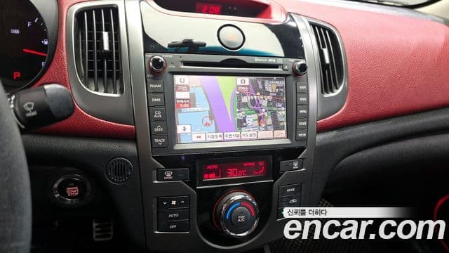 Kia Forte купе Premium, 2010 14