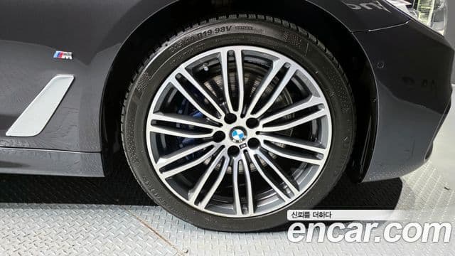 BMW 5시리즈 (G30) 530e M Sport, 2020 все фото