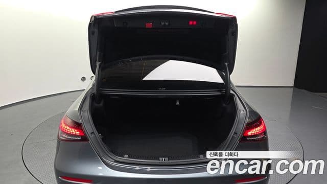 Mercedes-Benz E-класс W213 Avantgarde, 2022 20