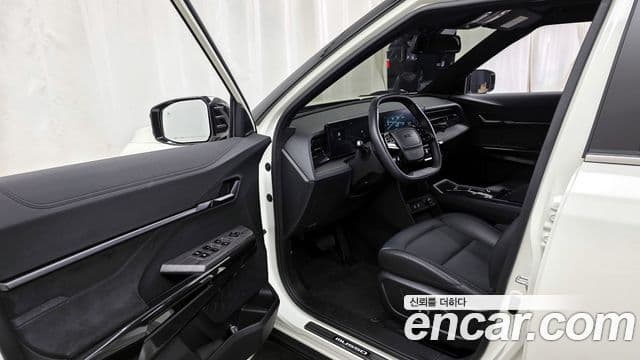 KG모빌리티(SsangYong) Musso EV (O100) Black Edge AWD, 2026 10