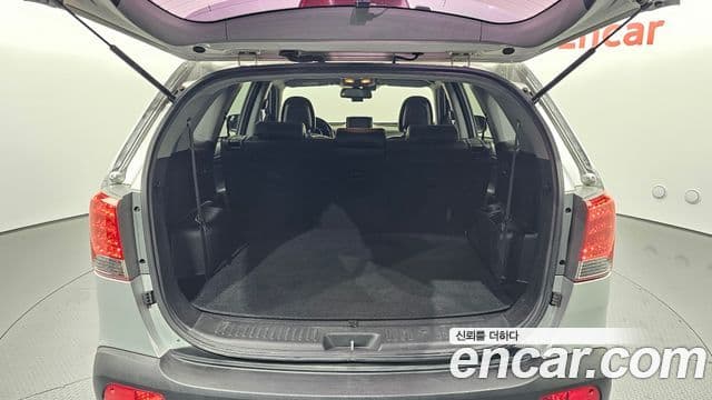 Kia Sorento R топовая версия, 2011 20