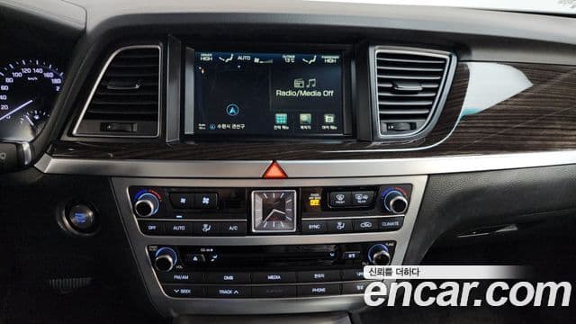 Genesis G80 Luxury, 2018 15