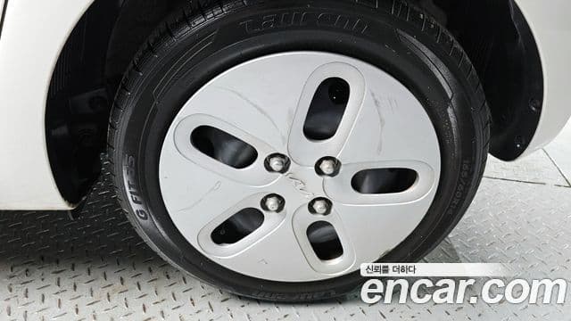 Kia The / новый New Ray Prestige, 2022 все фото