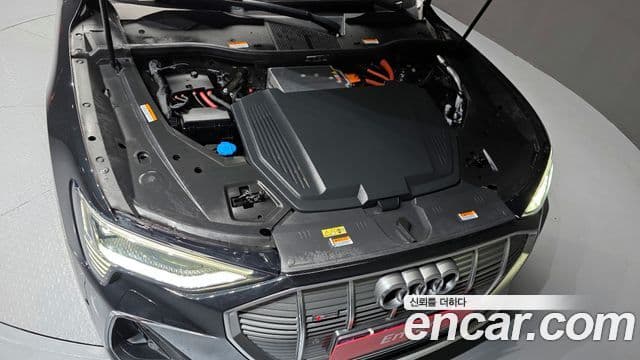 Audi e-Tron 55 Quattro Sportback, 2022 6