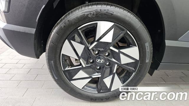 Hyundai Kona гибрид (SX2) Modern, 2023 все фото