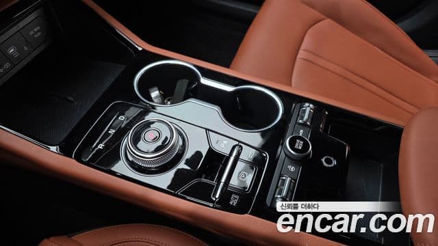 Kia The / новый New K5 гибрид 3세대 Noblesse, 2024 9