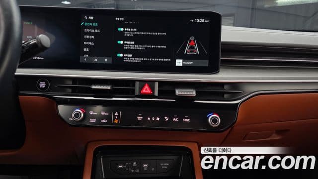 Kia The / новый New K5 гибрид 3세대 Noblesse, 2024 14