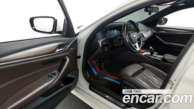 BMW 5시리즈 (G30) 530i xDrive M Sport Plus, 2018 10