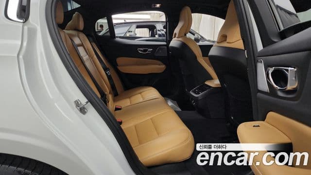 Volvo S60 3세대 T5 Inscription, 2020 12