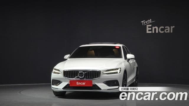 Volvo S60 3세대 B5 Inscription, 2021 3