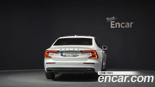 Volvo S60 3세대 B5 Inscription, 2021 4