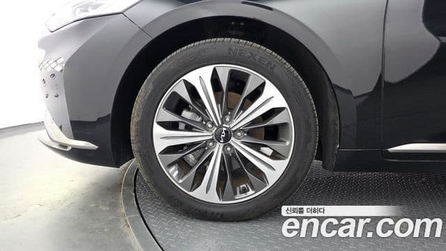 Kia K8 гибрид Noblesse Light, 2022 все фото