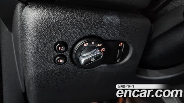 Mini Cooper 3세대, 2020 14