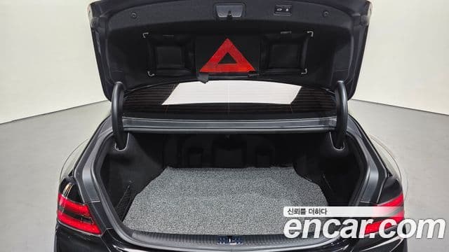 Genesis G90 Luxury, 2021 20