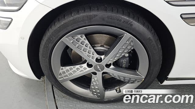 Genesis G80 (RG3) бензин 2.5 турбо AWD, 2023 все фото