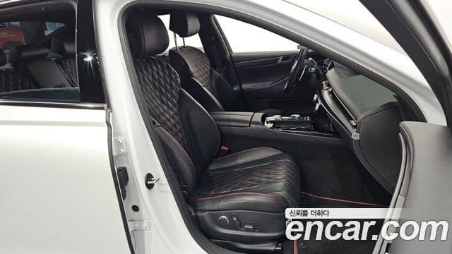 Genesis G80 (RG3) бензин 2.5 турбо AWD, 2023 10