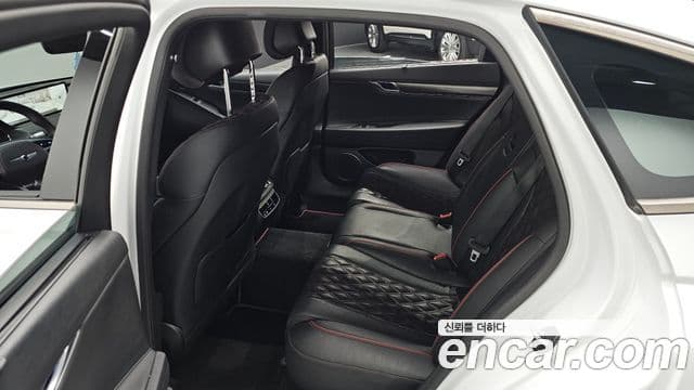 Genesis G80 (RG3) бензин 2.5 турбо AWD, 2023 12