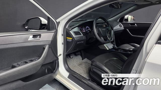 Hyundai LF Sonata Modern, 2015 10