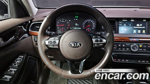 Kia All New K7 2.4 GDI Limited Edition, 2017 13