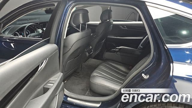 Genesis G80 (RG3) бензин 2.5 турбо 2WD, 2021 12