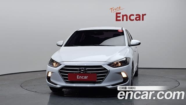 Hyundai Avante AD 1.6 GDI Value Plus, 2017 3